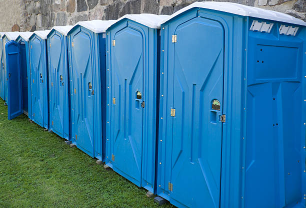 Best ADA-Compliant Portable Toilet Rental  in Arapahoe, WY